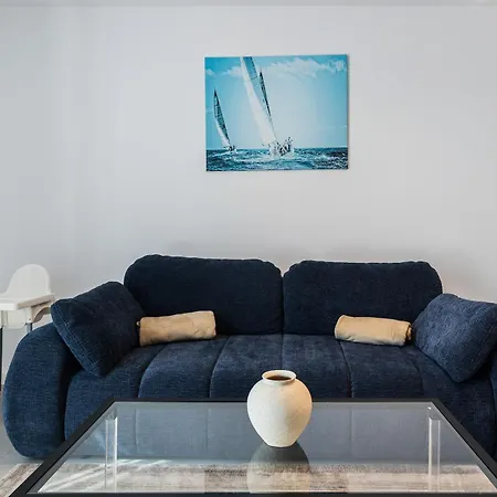 Sea View Escape In Axxis Nova